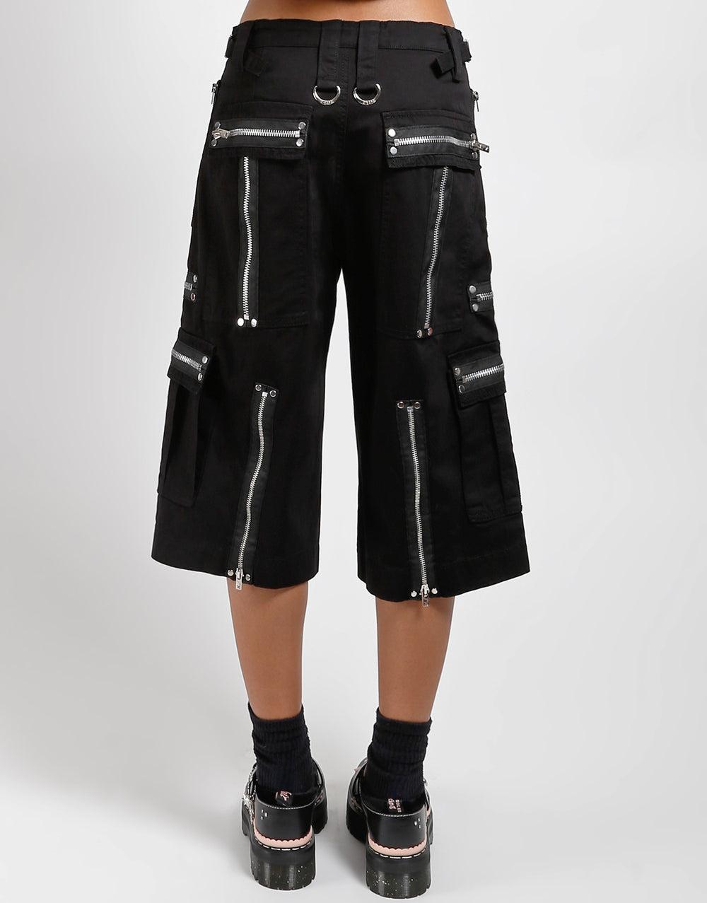 SUPER ZIP SHORT