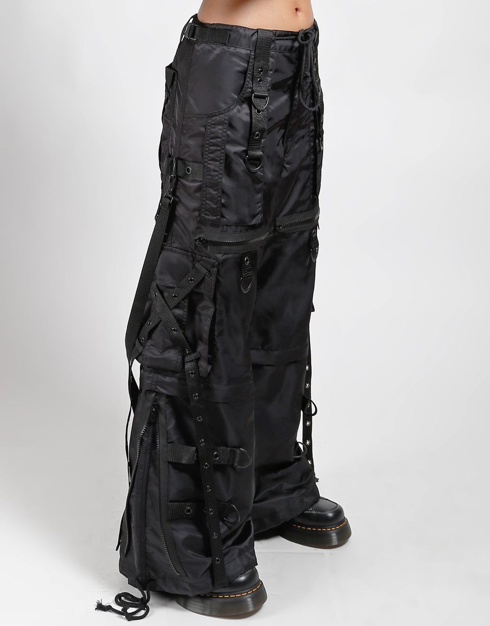 X-STRAP ZIP OFF SPACE OUT PANT BLACK