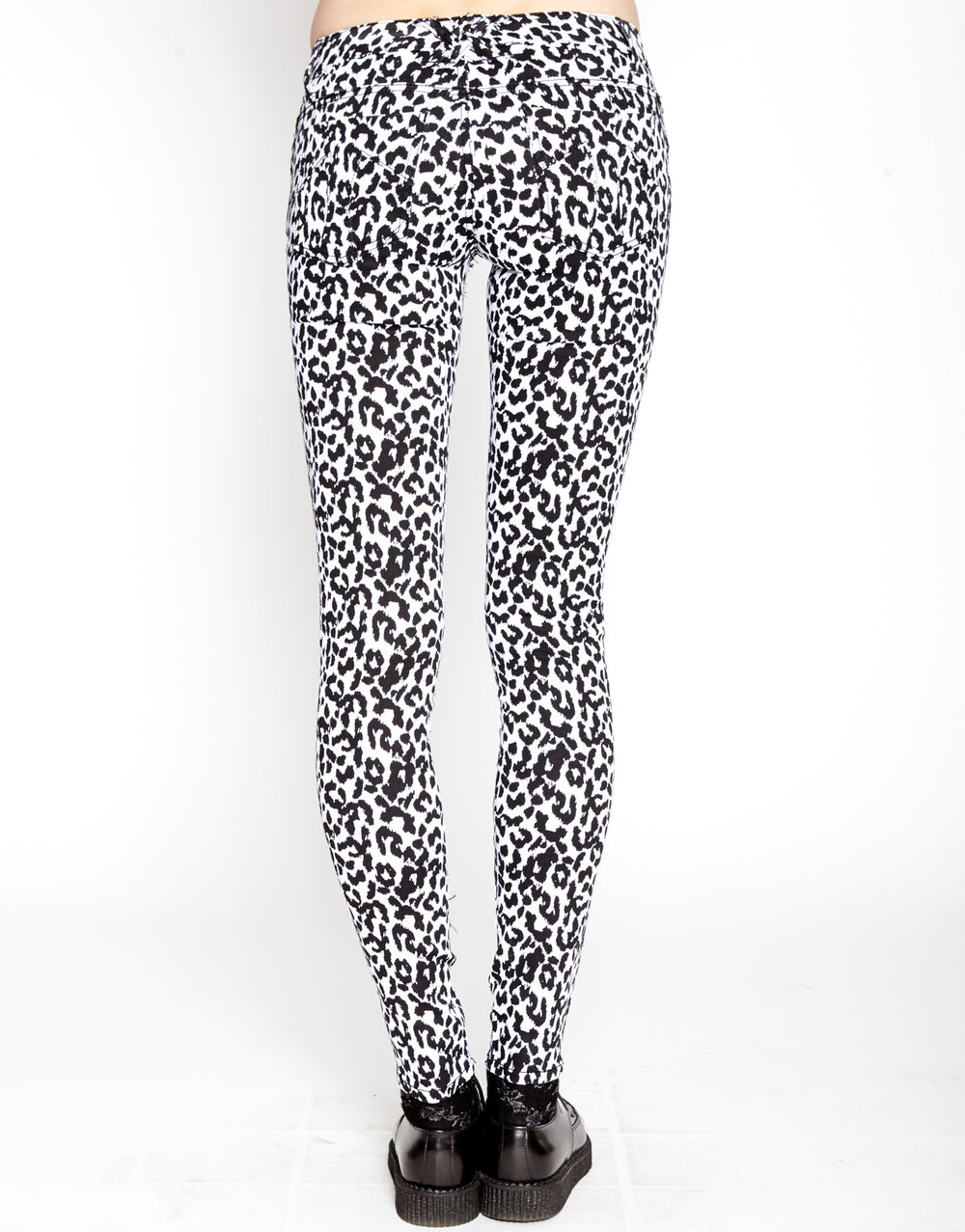 WHITE LEOPARD T-BACK
