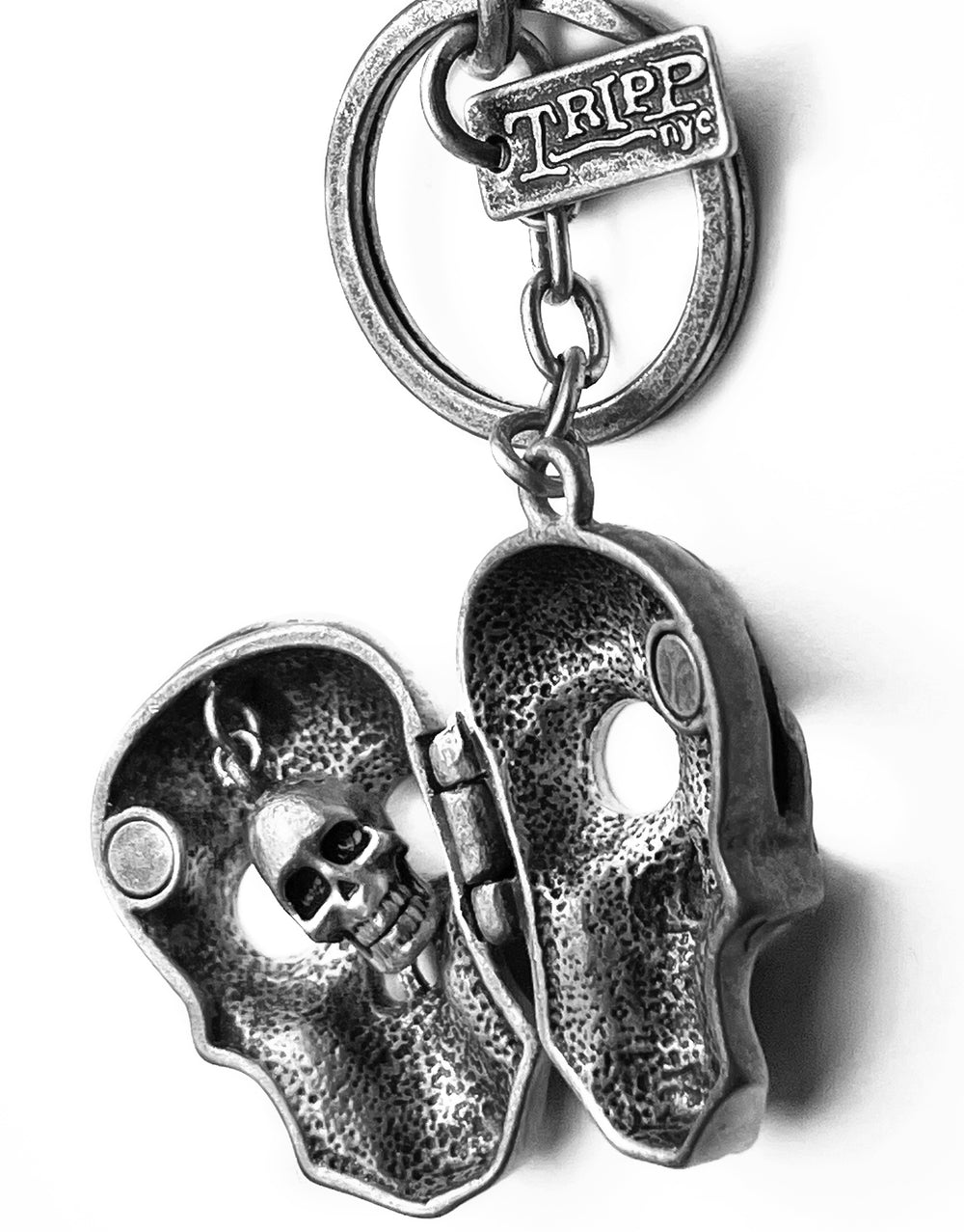 SKULL KEYCHAIN PEWTER