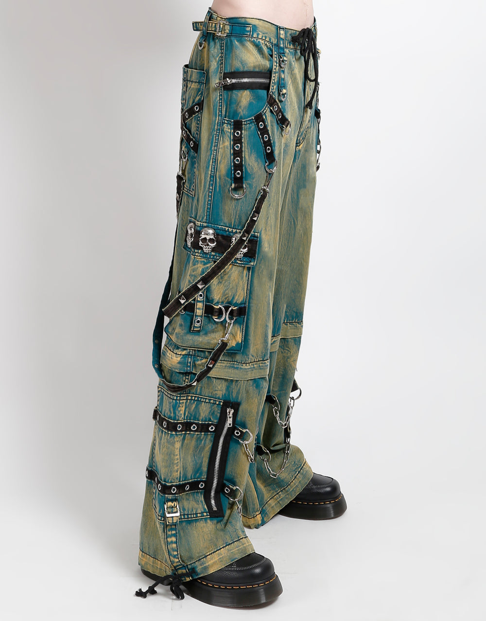 SKULL STUD PANT BLUE SKY WASH