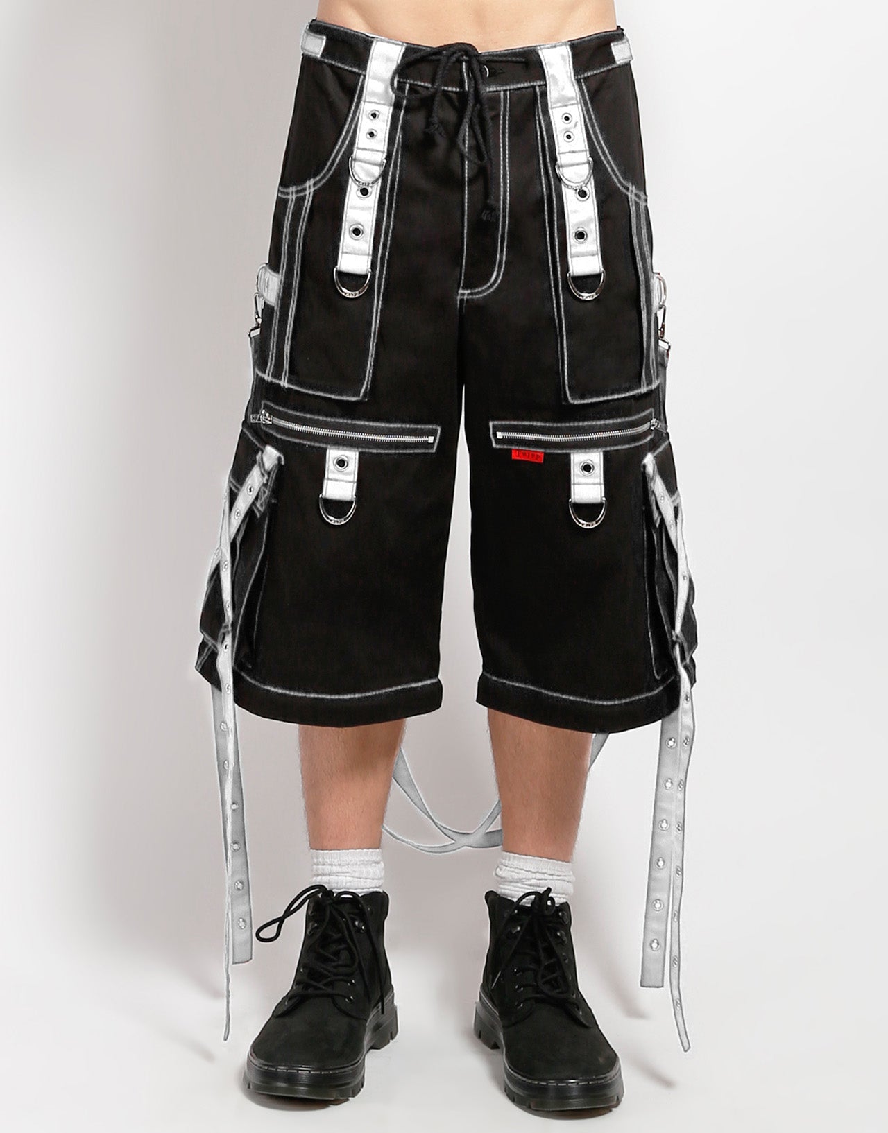 AF7144M_BLACKWHITE_FSHORT.jpg?