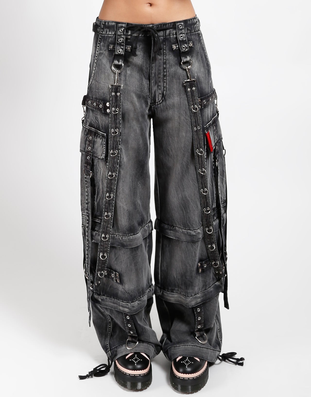 TRIPP NYC ダークグレー デニム プリーツスカート TRIPP nyc（トリップニューヨークシティ）の「ストリート