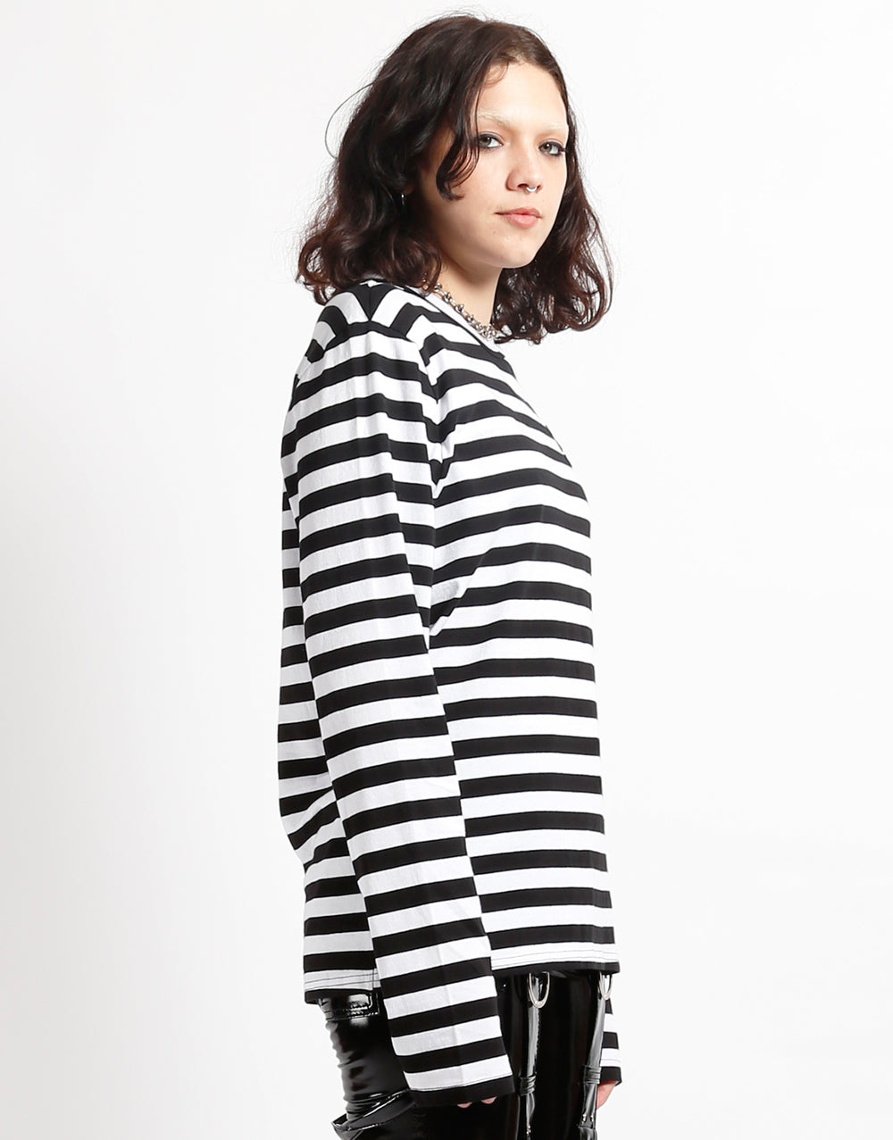 SKULL STRIPE KNIT TOP BLACK/WHITE