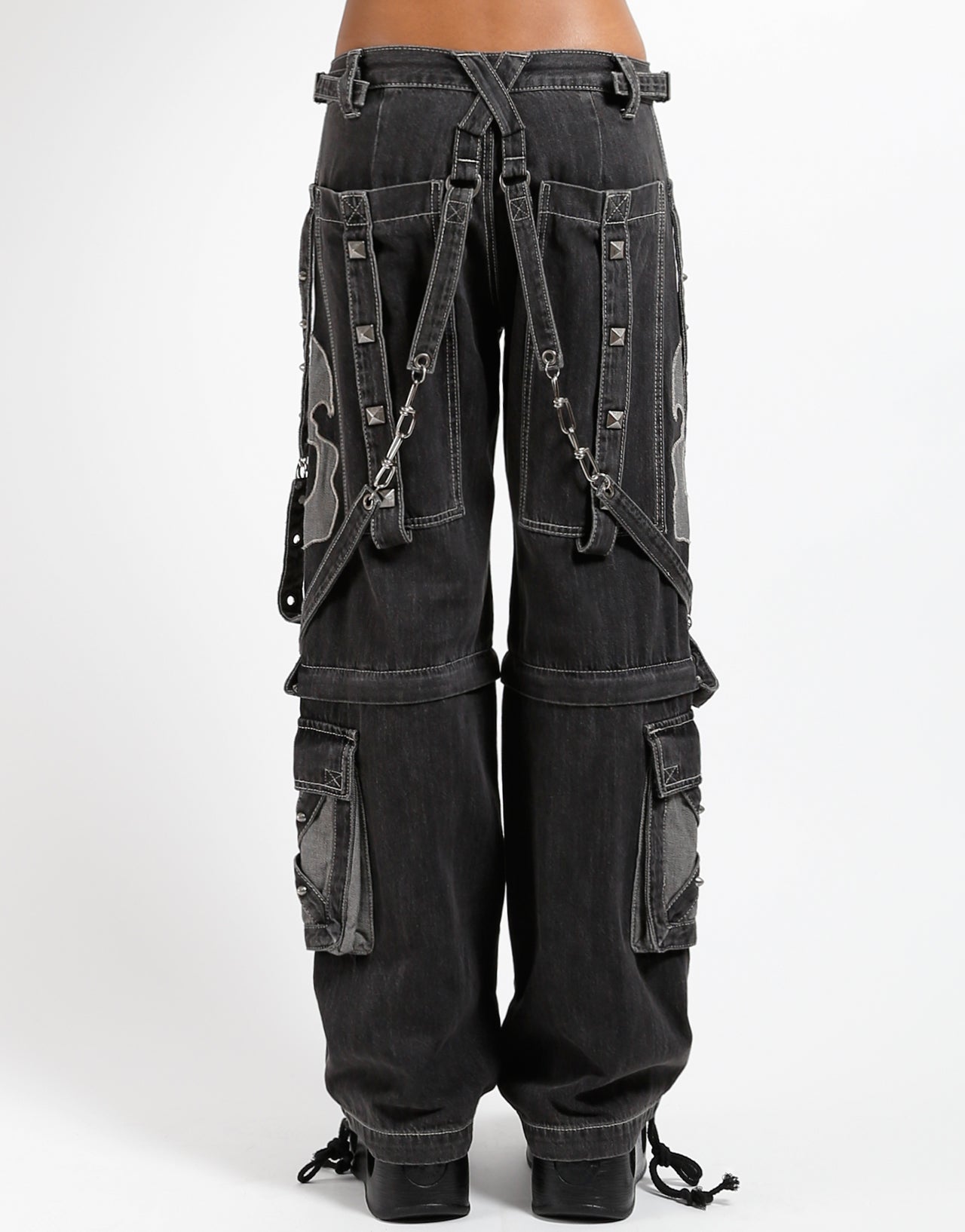 JM7726_BLACKDENIM_B.jpg?v=