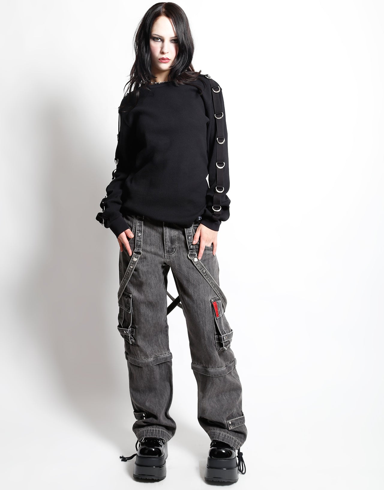 ZIP OFF CRUSH CARGO PANT BLACK DENIM
