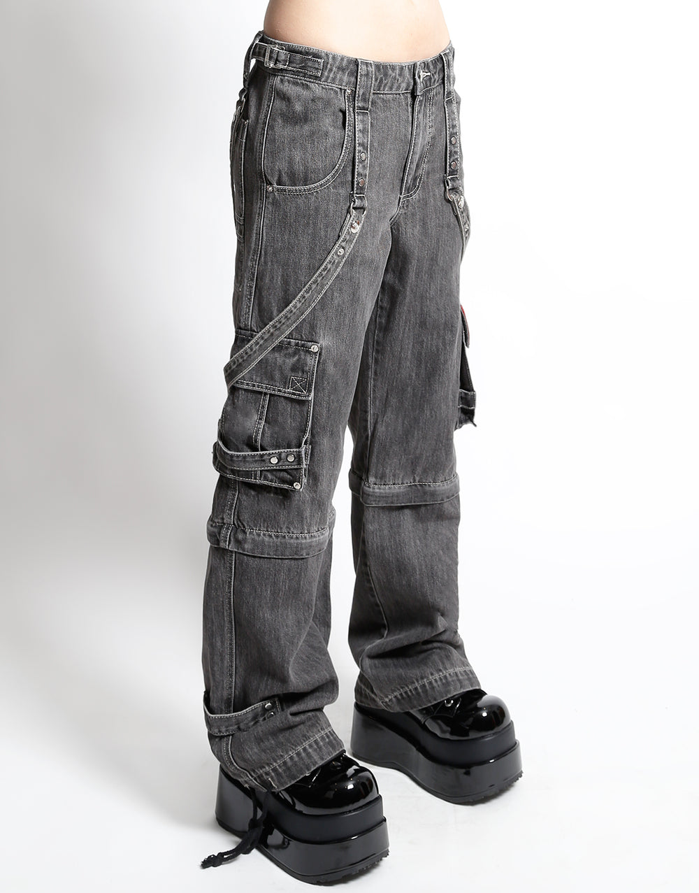 ZIP OFF CRUSH CARGO PANT BLACK DENIM