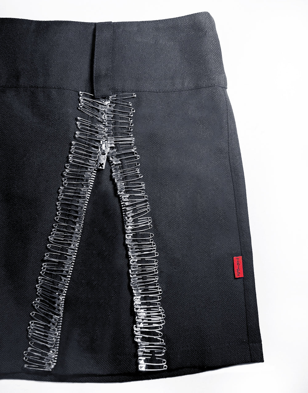 SAFETY PIN PUNK SKIRT BLACK