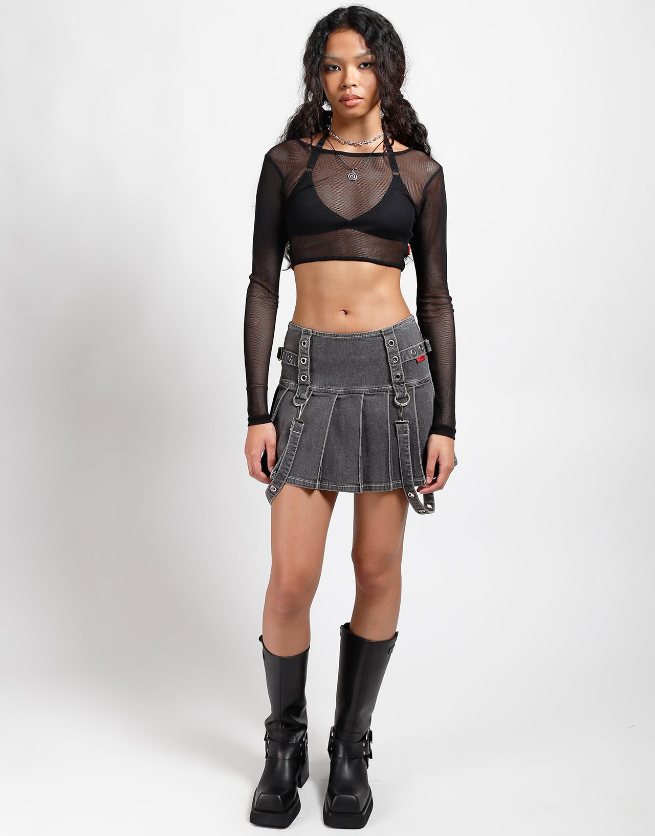 PLEATED GROMMET SKIRT BLACK DENIM