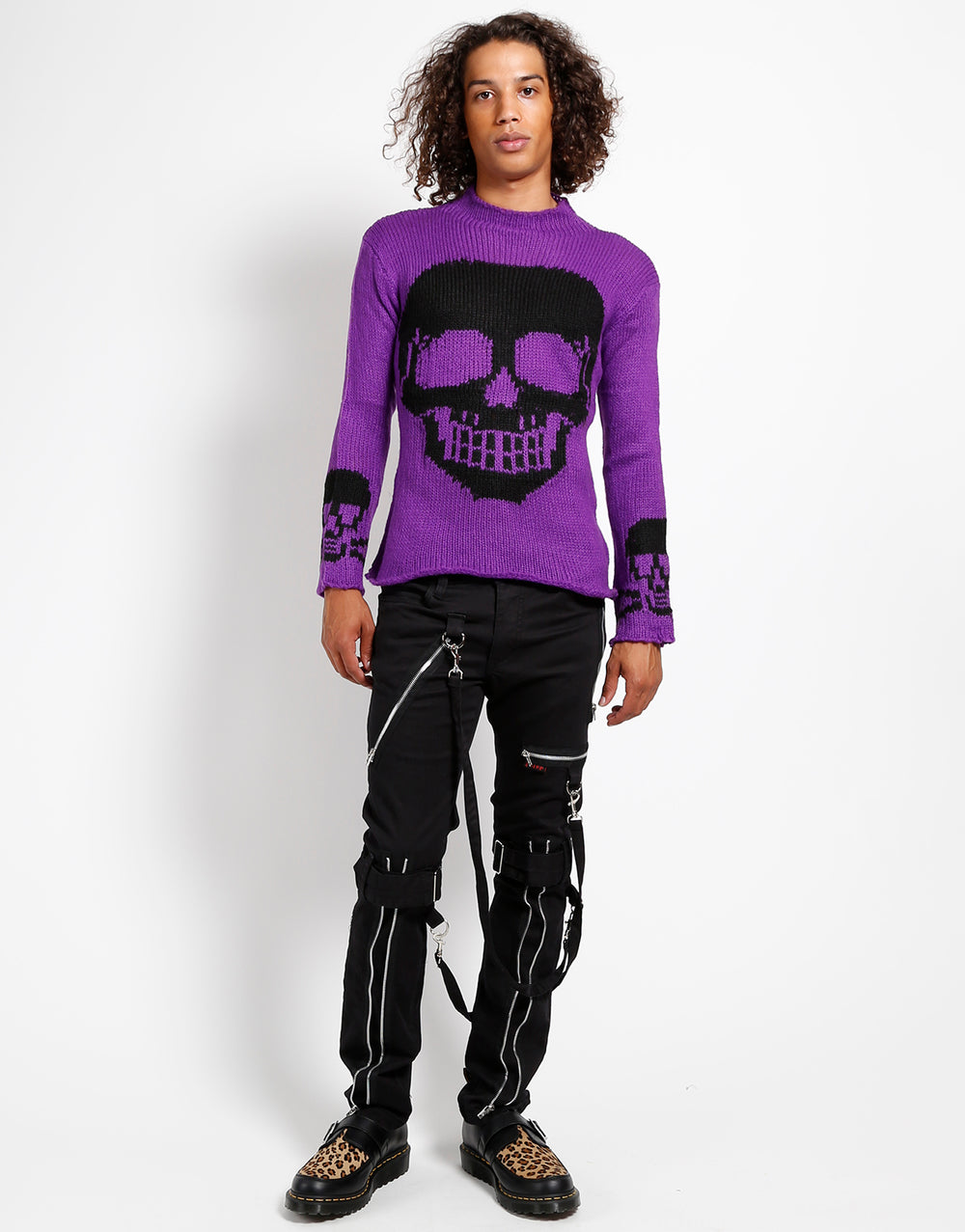 SKULL SWEATER