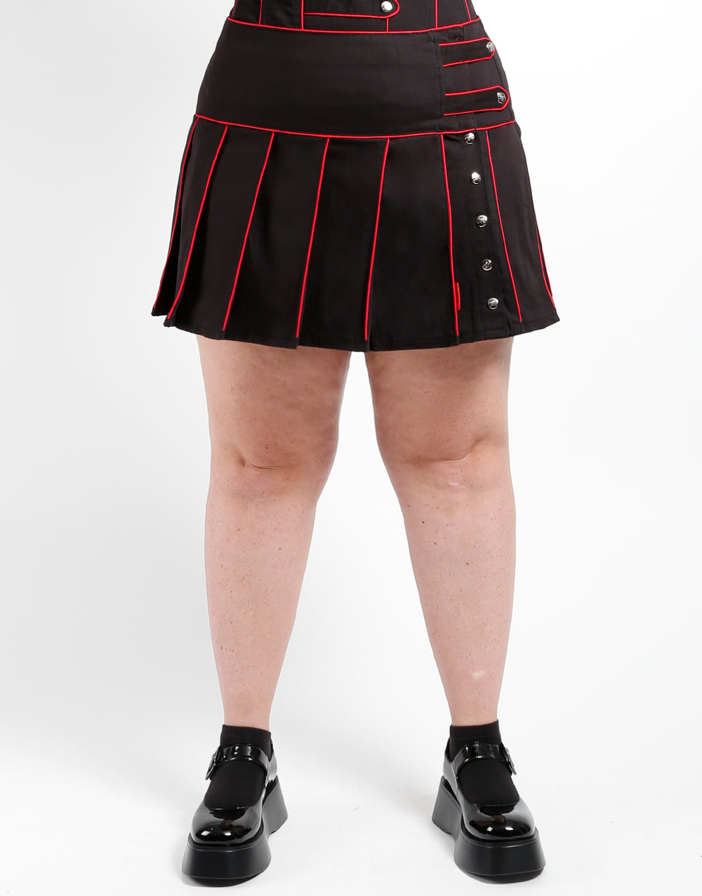 CURVE BAND PLEATED SKIRT RED