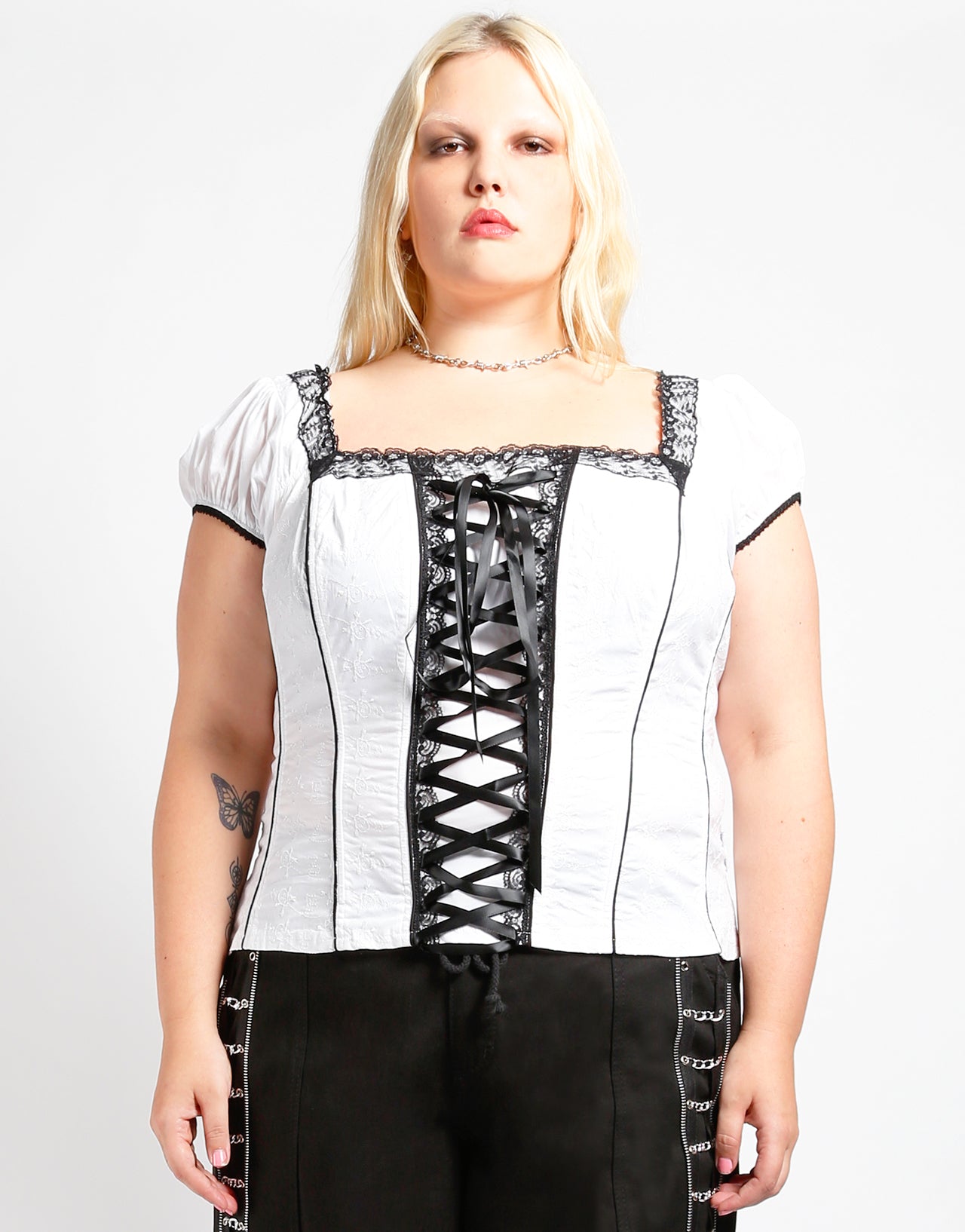 TRIPP NYC - CURVE CAP SLEEVE SKULL EMBROIDERY CORSET TRIPP NYC - CURVE CAP SLEEVE SKULL EMBROIDERY CORSET